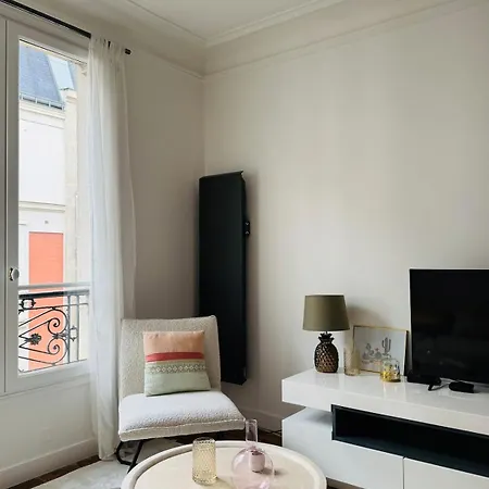 Luxueux 2 Pièces Au Cœur Du 16e *