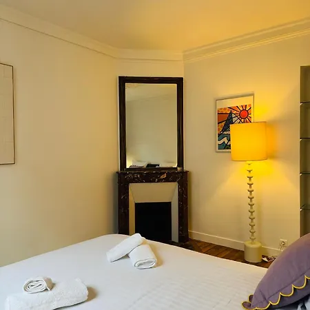 Luxueux 2 Pièces Au Cœur Du 16e Parigi